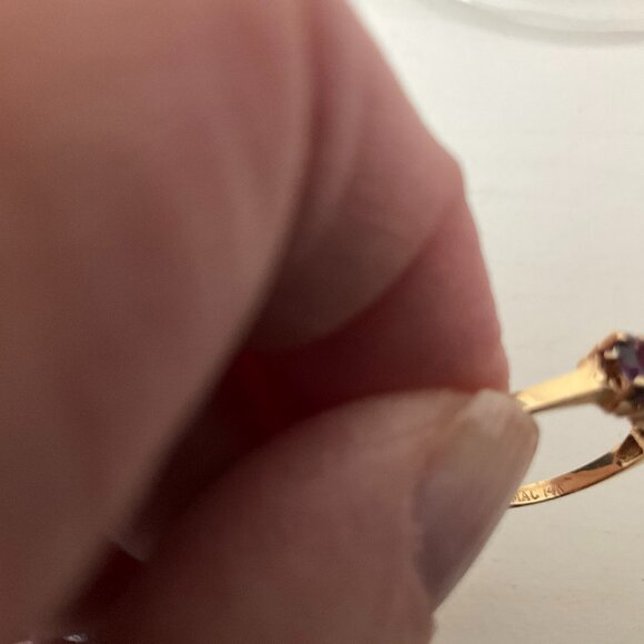 14k solid gold and amethyst ring - Picture 7 of 8